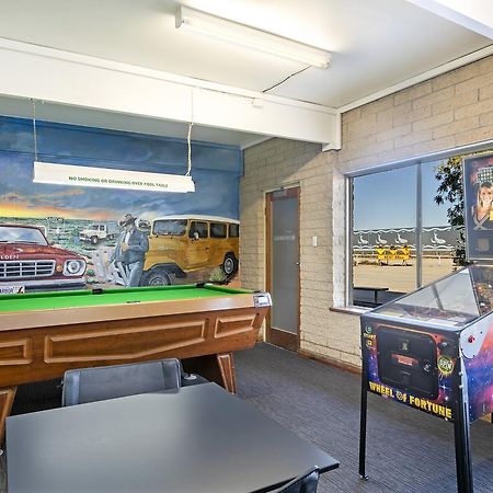 Nullarbor Roadhouse Hotel Buitenkant foto