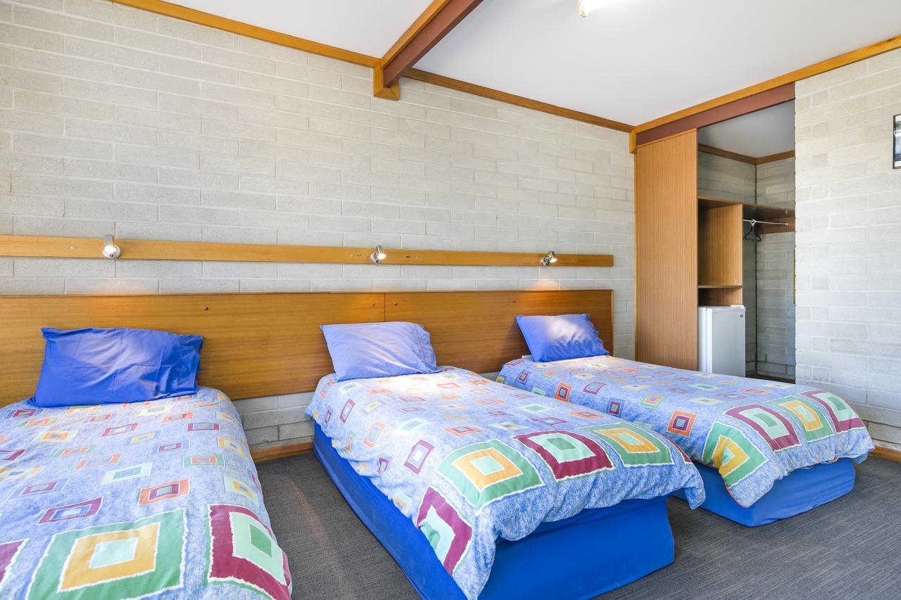 Nullarbor Roadhouse Hotel Buitenkant foto