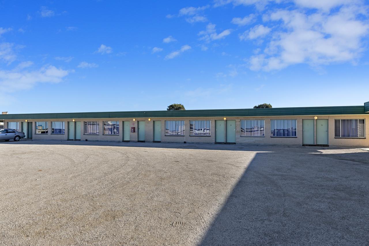 Nullarbor Roadhouse Hotel Buitenkant foto