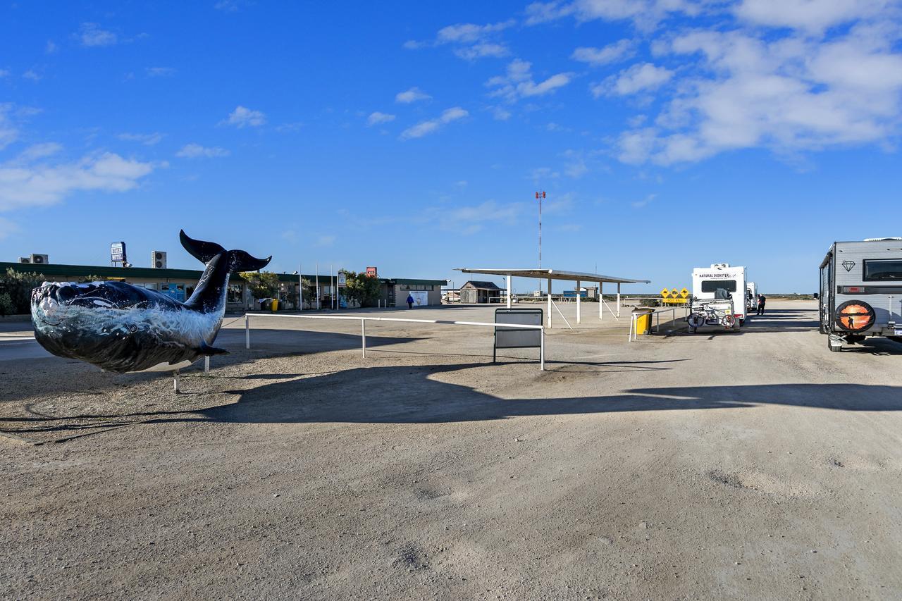 Nullarbor Roadhouse Hotel Buitenkant foto