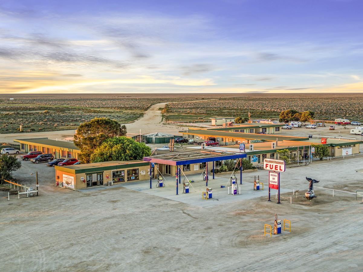 Nullarbor Roadhouse Hotel Buitenkant foto